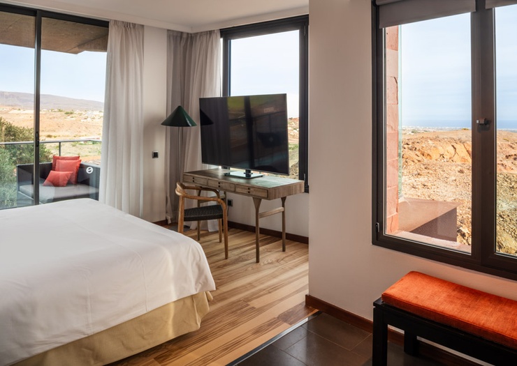 Deluxe panoramic view suite with rooftop and jacuzzi Salobre Hotel Resort & Serenity Maspalomas