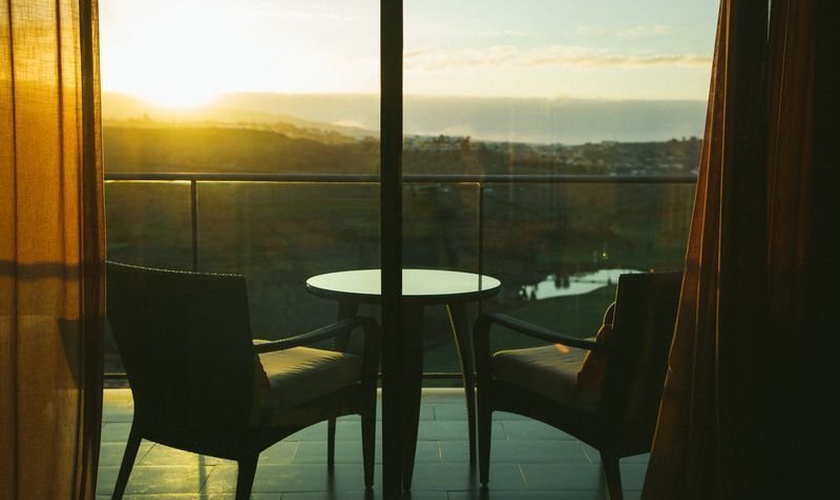 Deluxe suite with panoramic view Salobre Hotel Resort & Serenity Maspalomas