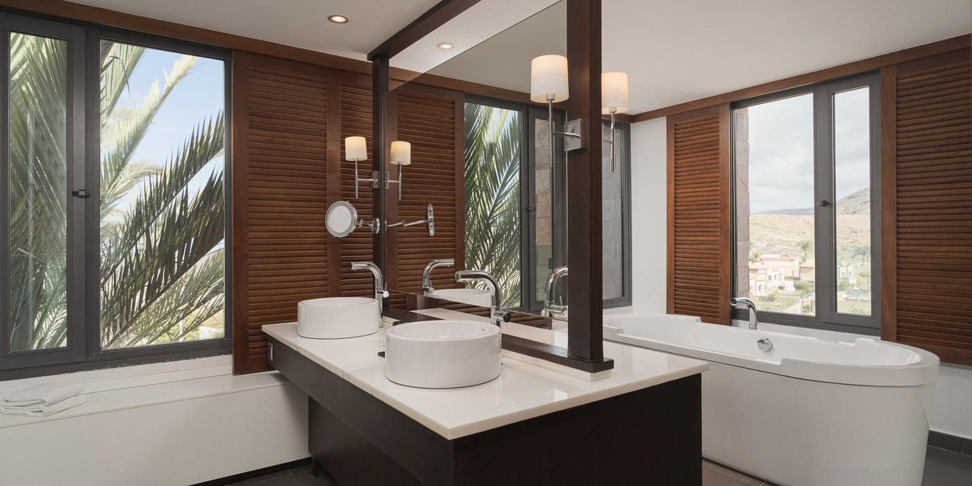 Serenity Suite Salobre Hotel Resort & Serenity Maspalomas Serenity Suite Salobre Hotel Resort & Serenity Maspalomas
