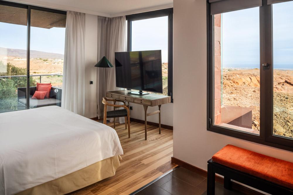 Deluxe Panoramic View Suite with Rooftop and Jacuzzi Salobre Hotel Resort & Serenity Maspalomas Deluxe Panoramic View Suite with Rooftop and Jacuzzi Salobre Hotel Resort & Serenity Maspalomas
